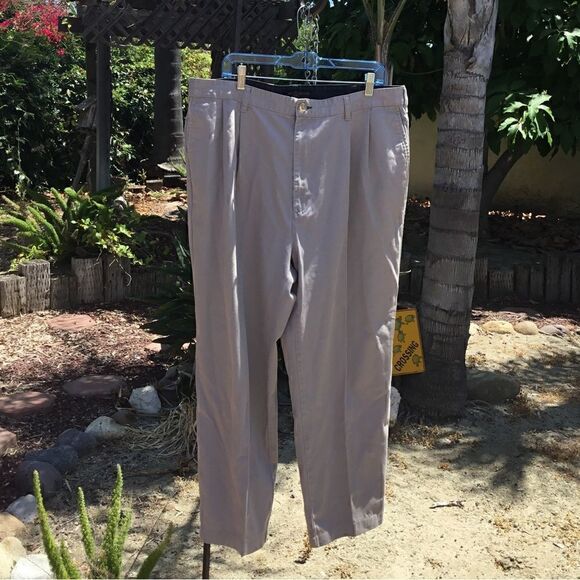 TOMMY HILFIGER KHAKI PANTS SIZE 40/32 - Picture 2 of 4